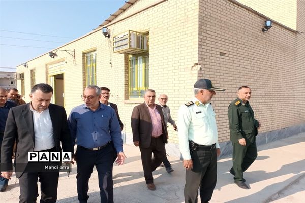 نواخته شدن زنگ استکبار ستیزی در دبیرستان رسول اکرم ( ص) بهبهان