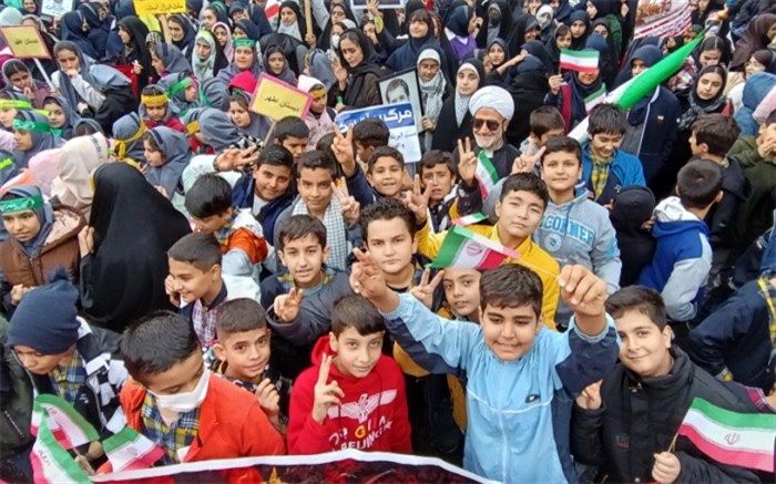 دانش آموزان امروزی آماده جنگ با استکبار هستند