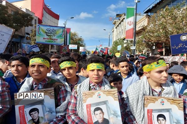 راهپیمایی روز 13آبان در زنجان