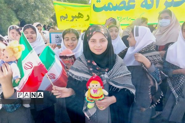 راهپیمایی 13 آبان ماه در شهرستان دره شهر