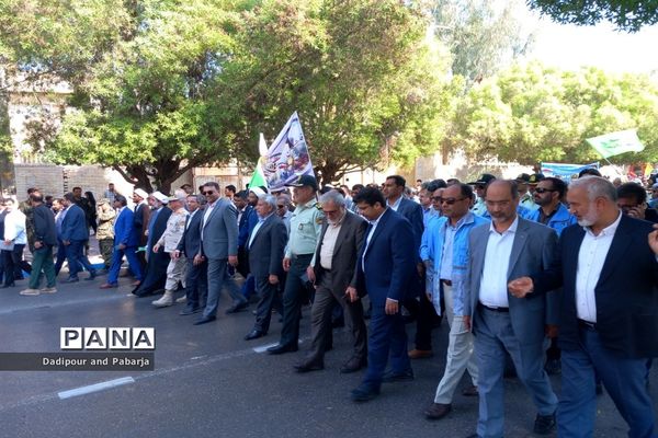 حضور پرشور دانش‌آموزان هرمزگانی در راهپیمایی 13 آبان