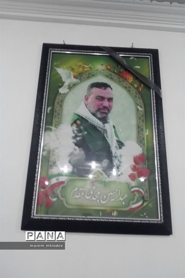 دیدار دانش‌آموزان شادگانی  با خانواده شهدا