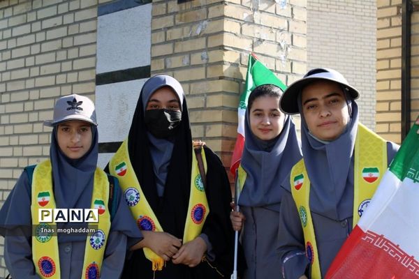 راهپیمایی ۱۳ آبان در گله‌دار فارس