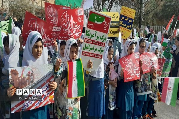 راهپیمایی  یوم الله ۱۳ آبان ماه در شهرستان بام و صفی آباد