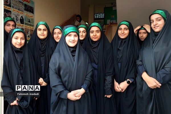 مراسم بزرگداشت مدافع امنیت و آیین روز دانش‌آموز در مدرسه نشاط بهارستان 2