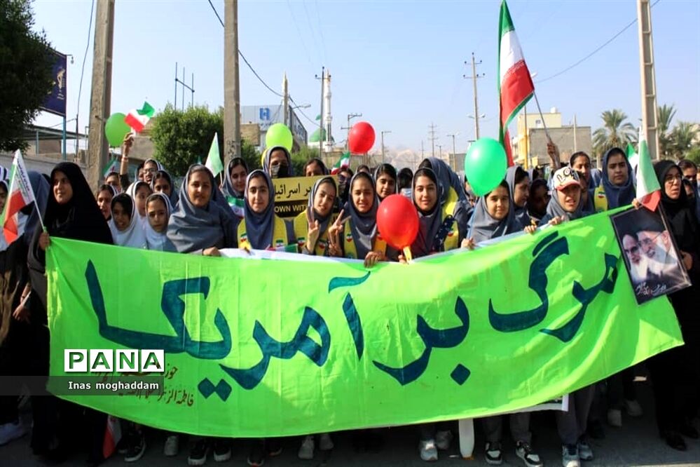 طنین شعار مرگ بر اسرائیل در راهپیمایی دانش‌آموزان شهرستان جاسک / فیلم