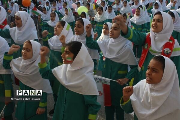 نواختن زنگ استکبارستیزی و پویش فریاد عروسک‌ها در گلوگاه