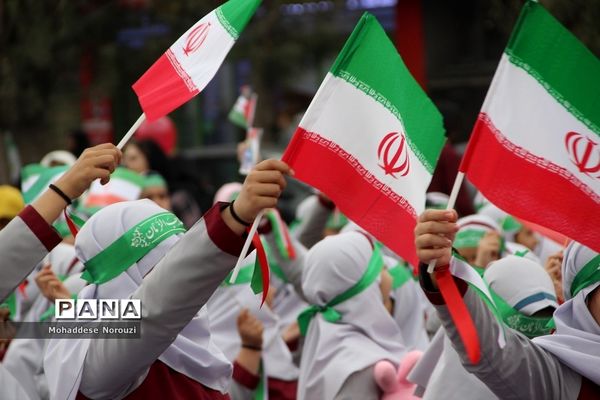 حضور باشکوه مردم شهرستان اسلامشهر در راهپیمایی یوم‌الله سیزدهم آبان