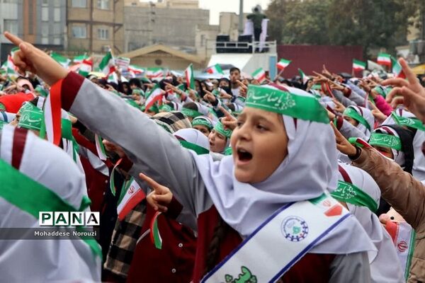 حضور باشکوه مردم شهرستان اسلامشهر در راهپیمایی یوم‌الله سیزدهم آبان