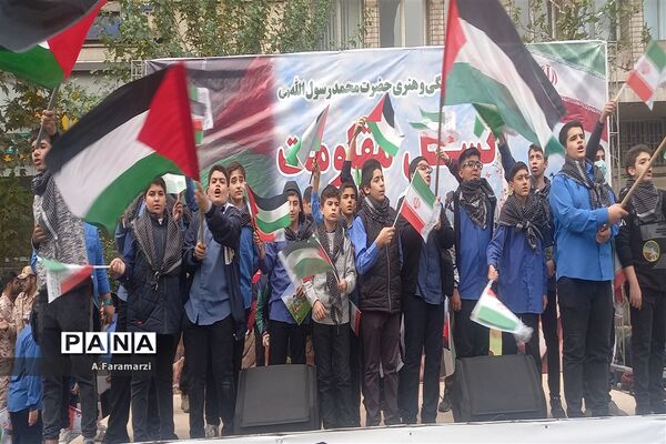راهپیمایی روز دانش‌آموز و حمایت از مردم مظلوم فلسطین