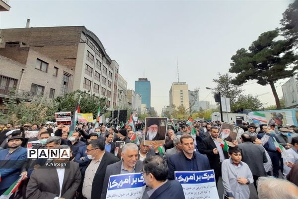 راهپیمایی روز دانش‌آموز و حمایت از مردم مظلوم فلسطین