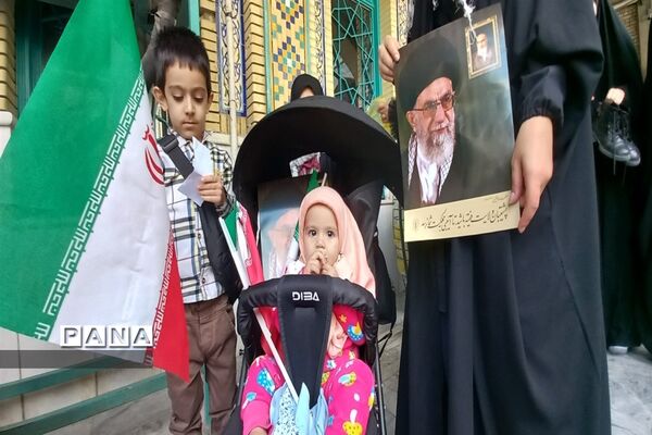 راهپیمایی ۱۳ آبان در شهرکرد