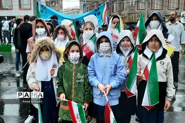 برگزاری یوم‌الله ۱۳ آبان در شهرستان قرچک