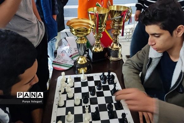 برگزاری یوم‌الله ۱۳ آبان در شهرستان قرچک