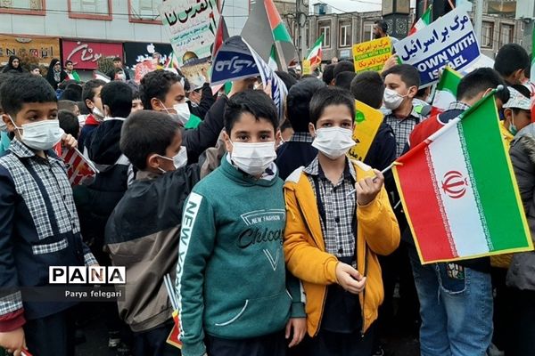 برگزاری یوم‌الله ۱۳ آبان در شهرستان قرچک