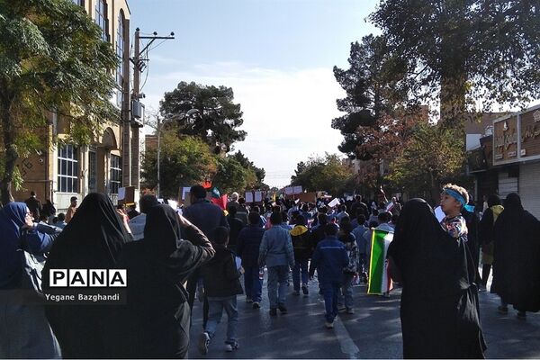 راهپیمایی باشکوه و کم نظیر ۱۳ آبان در شهرستان سبزوار