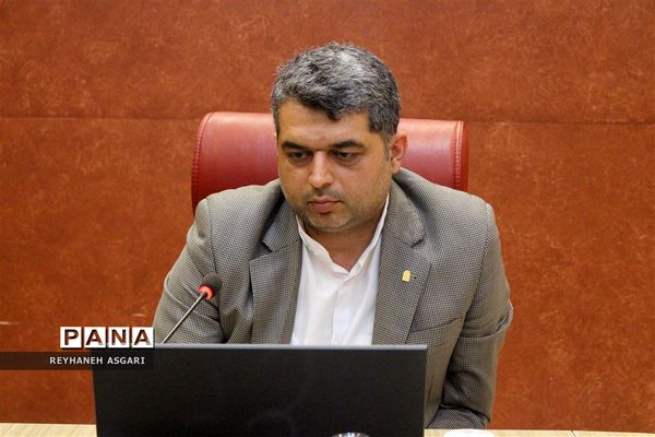 نشست هم‌اندیشی ستاد تعلیم و تربیت شورای عالی انقلاب فرهنگی با حوزه معاونت پرورشی و فرهنگی آموزش و پرورش شهرستان‌های استان تهران