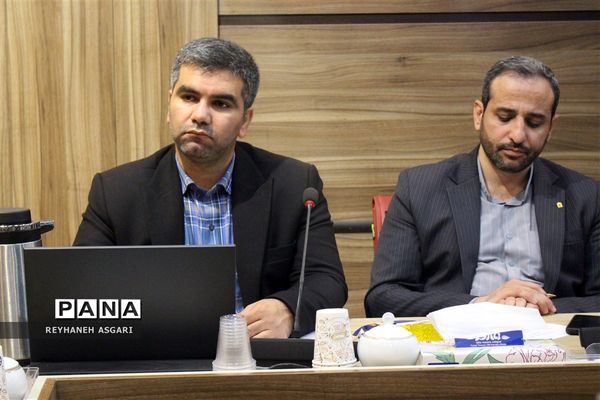 نشست هم‌اندیشی ستاد تعلیم و تربیت شورای عالی انقلاب فرهنگی با حوزه معاونت پرورشی و فرهنگی آموزش و پرورش شهرستان‌های استان تهران