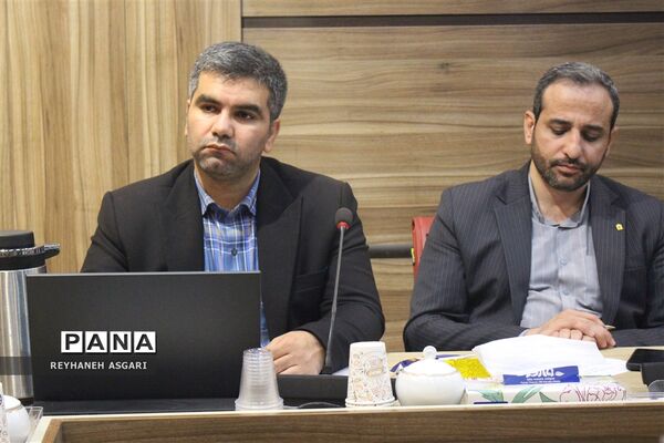 نشست هم‌اندیشی ستاد تعلیم و تربیت شورای عالی انقلاب فرهنگی با حوزه معاونت پرورشی و فرهنگی آموزش و پرورش شهرستان‌های استان تهران