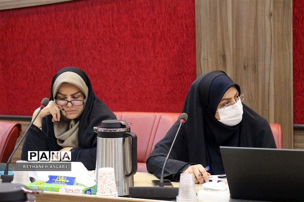 نشست هم‌اندیشی ستاد تعلیم و تربیت شورای عالی انقلاب فرهنگی با حوزه معاونت پرورشی و فرهنگی آموزش و پرورش شهرستان‌های استان تهران