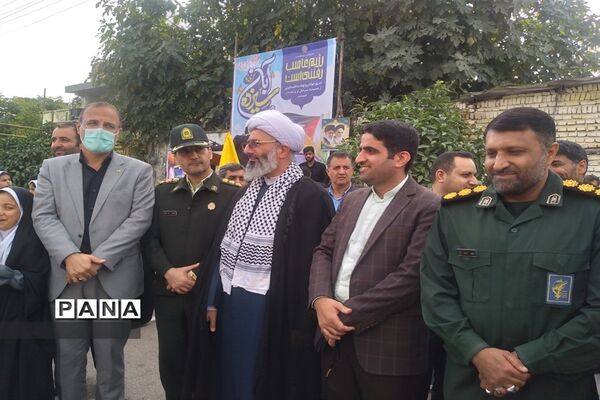 راهپیمایی روز دانش‌آموز در شهرستان میاندورود