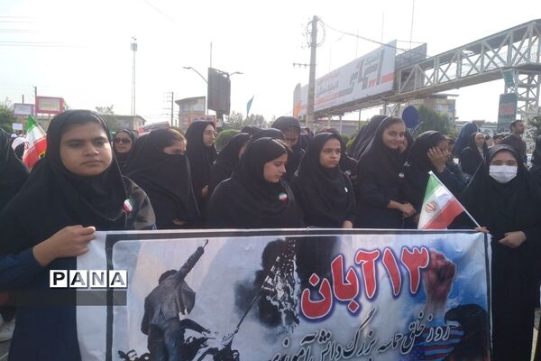 راهپیمایی روز دانش‌آموز در شهرستان میاندورود