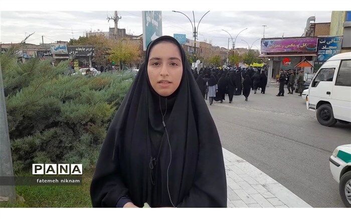 پیام دانش آموز فاروجی با زبان انگلیسی در روز ۱۳ آبان