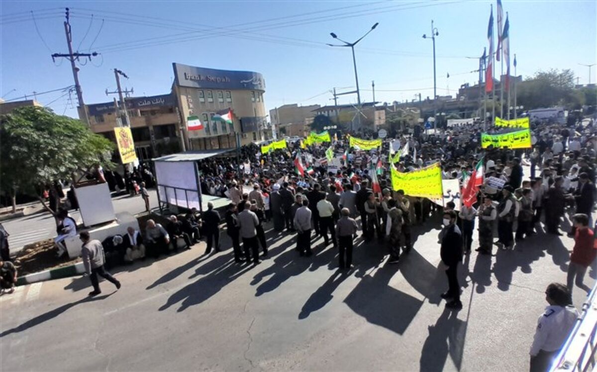 دانش آموز شهرستان بشرویه از مراسم روز 13 آبان می گوید / فیلم