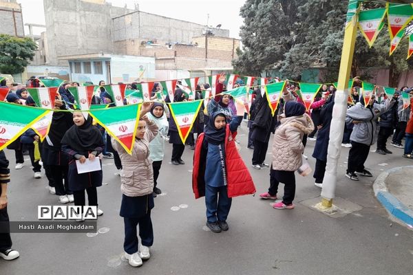 گرامیداشت روز دانش‌آموز در مدارس ملارد