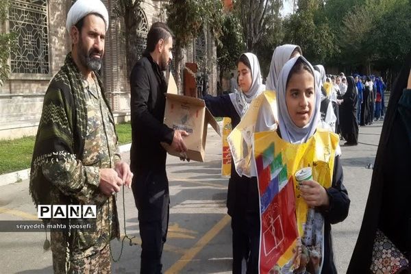 راهپیمایی روز دانش‌آموز در ساری