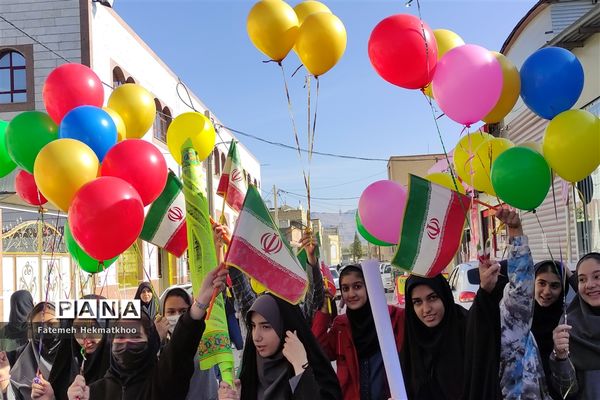جشن روز دانش‌آموز در مدارس شهرستان آباده