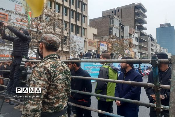 راهپیمایی ۱۳ آبان در تهران