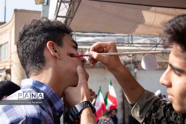 یوم الله سیزده آبان در یزد