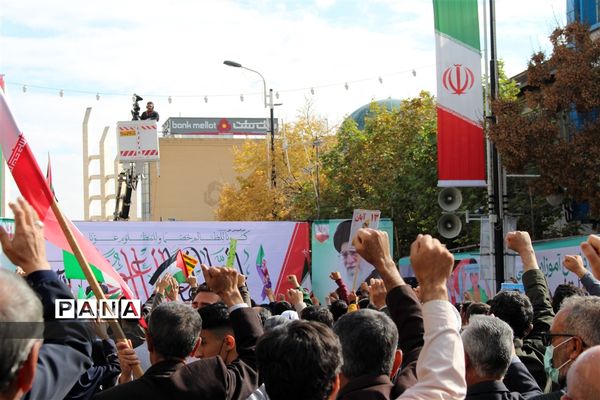 راهپیمایی ۱۳آبان در زنجان