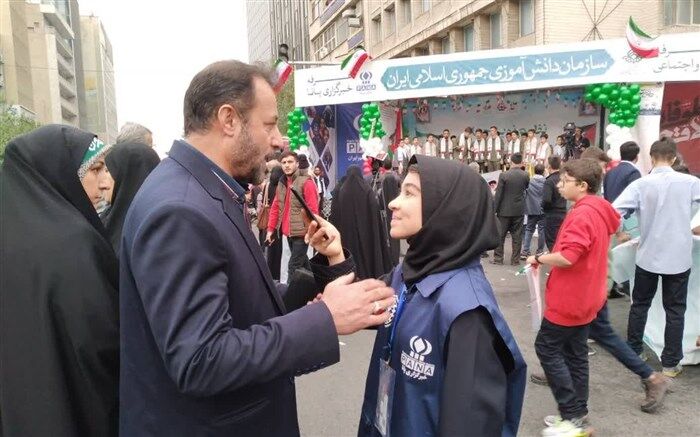 حمایت از فلسطین با حضور حداکثری دانش‌آموزان در منطقه ٢ تهران