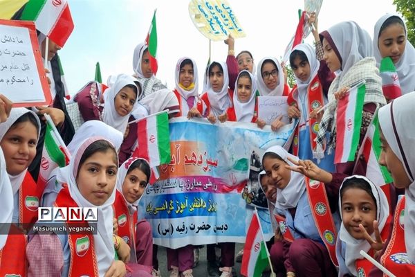 راهپیمایی ۱۳ آبان در رودان