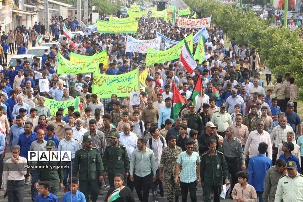 راهپیمایی ۱۳ آبان در رودان