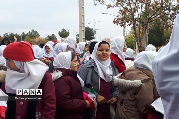 راهپیمایی ۱۳ آبان در شهرمیمه