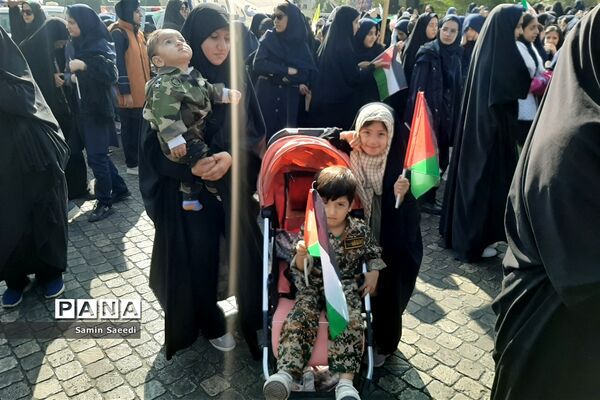 دانش‌آموزان و فرهنگیان بار دیگر در 13 آبان ماه حماسه آفریدند