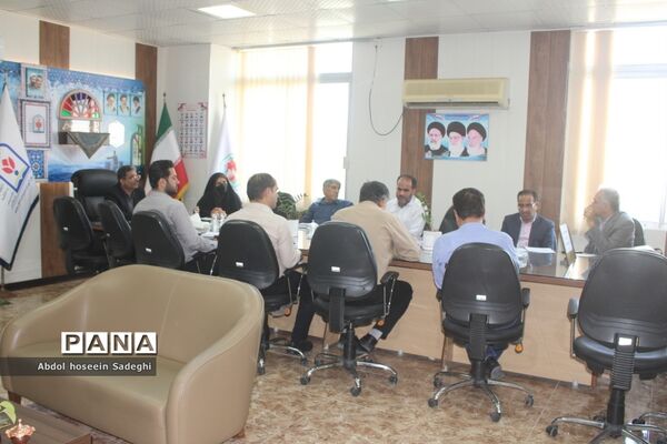 جلسه هماهنگی و برنامه‌ریزی دوره کشوری تبیین برنامه‌های مشاوره در بوشهر