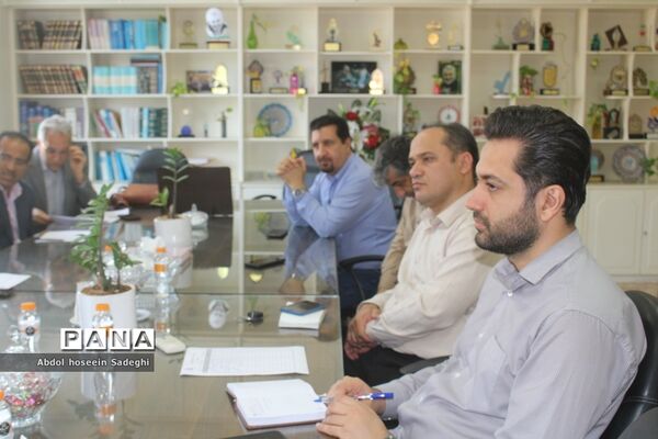 جلسه هماهنگی و برنامه‌ریزی دوره کشوری تبیین برنامه‌های مشاوره در بوشهر
