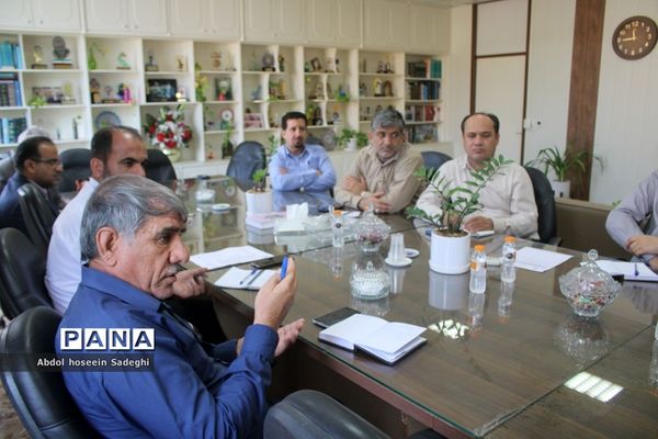 جلسه هماهنگی و برنامه‌ریزی دوره کشوری تبیین برنامه‌های مشاوره در بوشهر