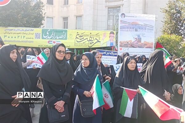 تجمع بزرگ ضد استکباری دانش‌آموزان در شیراز