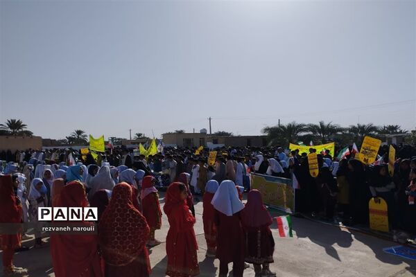 شکوه حضور مردم بزمان در راهپیمایی۱۳ آبان