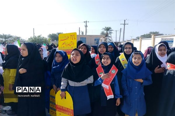 شکوه حضور مردم بزمان در راهپیمایی۱۳ آبان