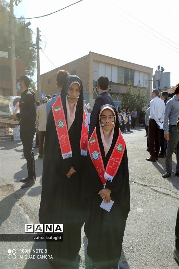 شکوه حضور مردم زاهدان در راهپیمایی یوم الله ۱۳ آبان