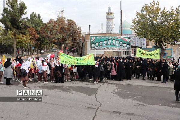 راهپیمایی یوم الله ۱۳ آبان ۱۴۰۲ مرکز آموزشی و فرهنگی سما شهرستان شیروان