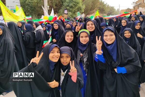 راهپیمایی ۱۳ آبان در یزد