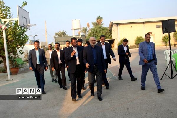 زنگ استکبارستیزی در مدارس استان بوشهر