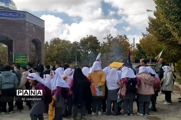 راهپیمایی ۱۳ آبان در شهر تلخاب